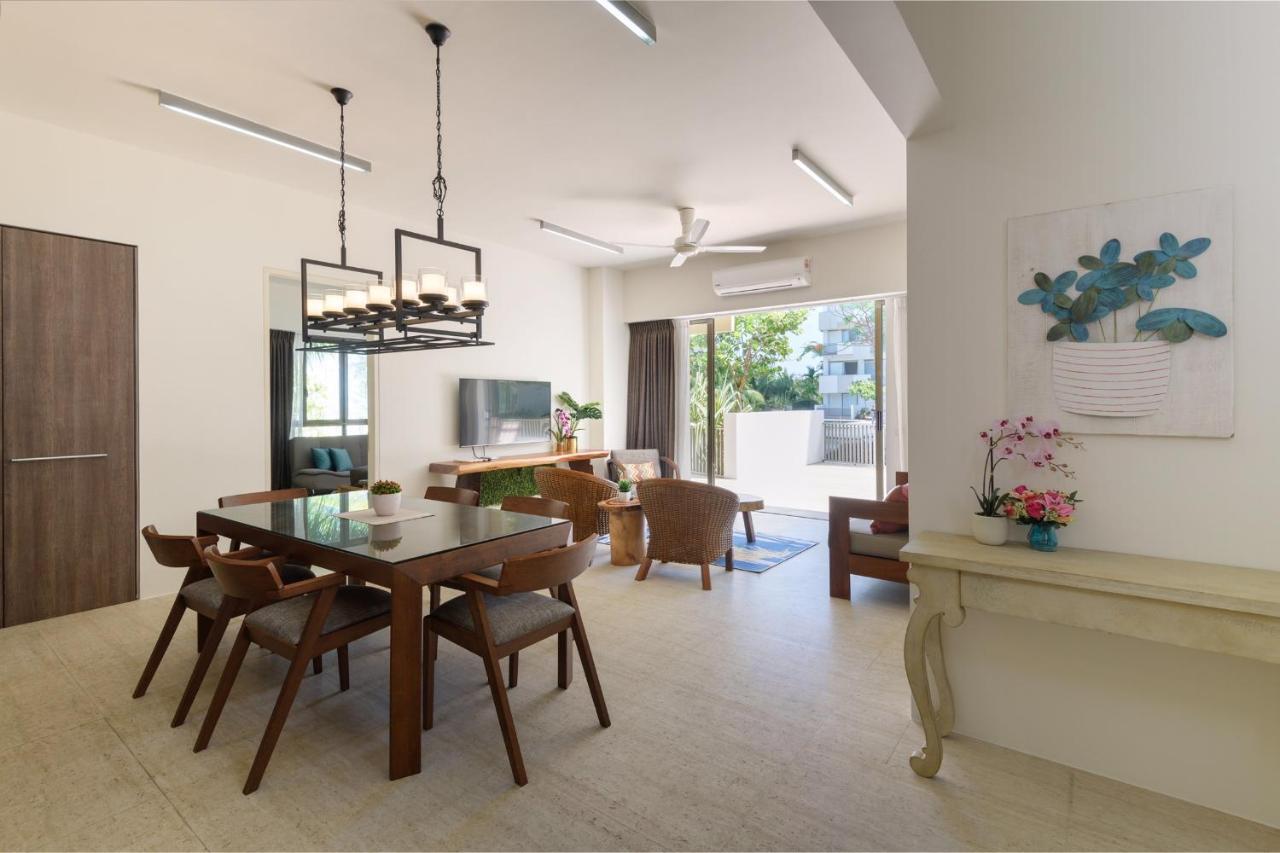 By The Sea Beach Front Apartment Batu Feringgi Ngoại thất bức ảnh