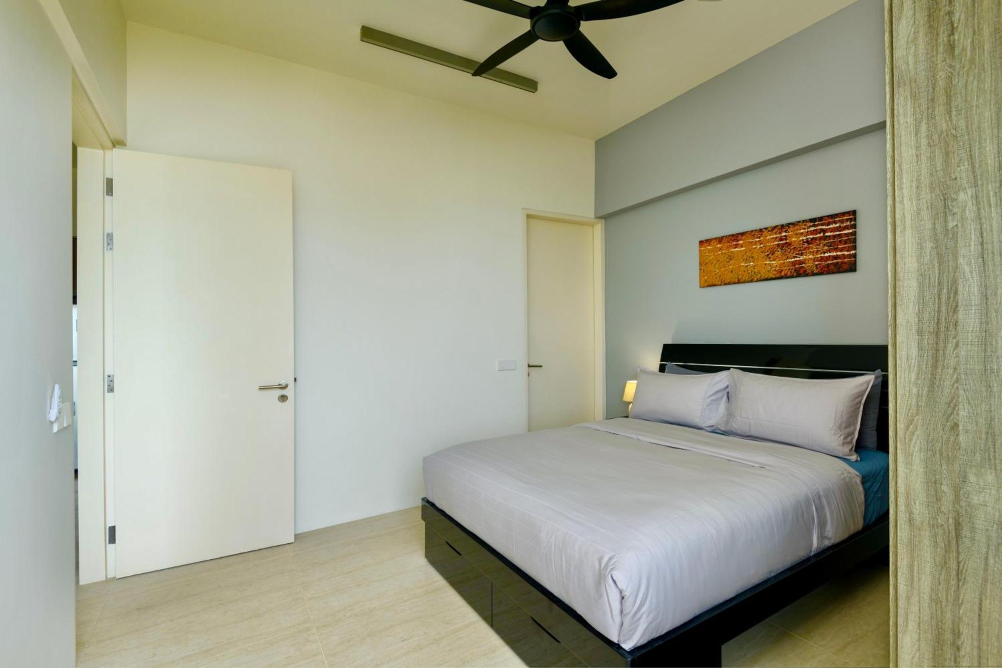 By The Sea Beach Front Apartment Batu Feringgi Ngoại thất bức ảnh