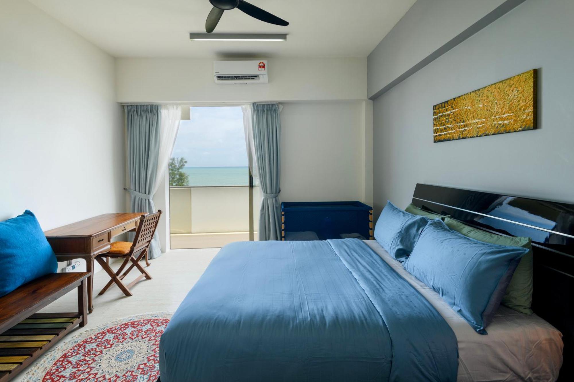 By The Sea Beach Front Apartment Batu Feringgi Ngoại thất bức ảnh